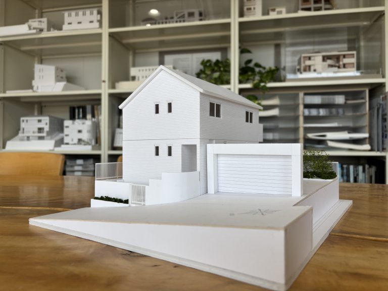 完成間近！シャッターゲートで閉ざす家＠横浜市鶴見区