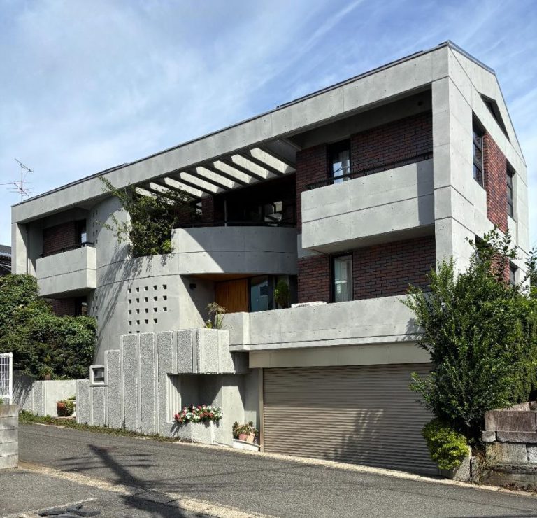 竣工から29年目のRC住宅。